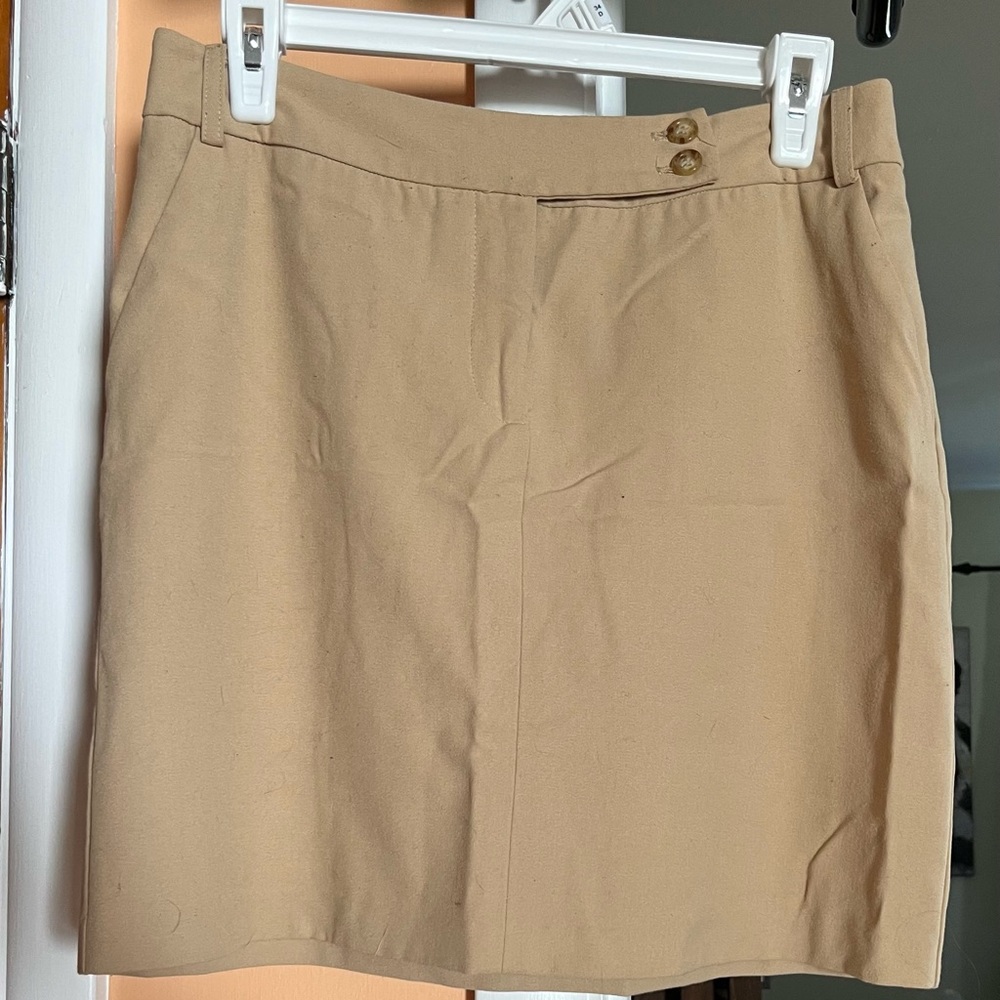 Khaki skirt, size 8